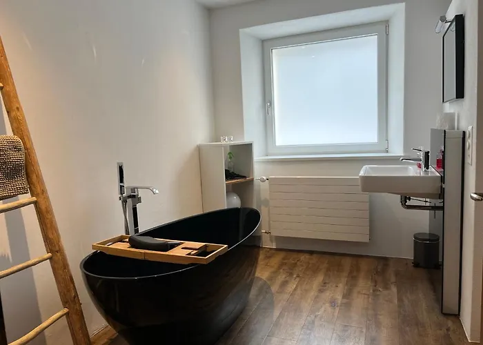 Apartmán Schoene, Sonnige Parterrewohung 3 Zi. Mit Garten